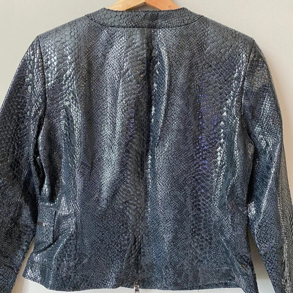 NWOT Jones New York Women's Size Small 100% Leather Glossy Full Zip Black Jacket - Picture 12 of 16